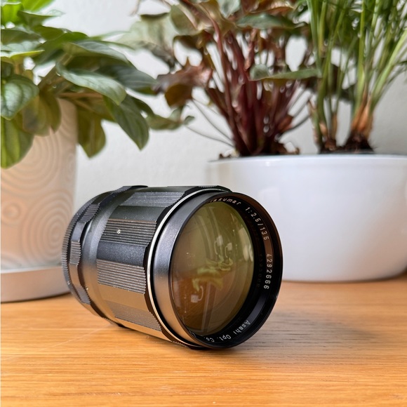 Asahi Pentax Super Takumar 135mm f/2.5 Telephoto Lens - Vintage Classic - Picture 4 of 8